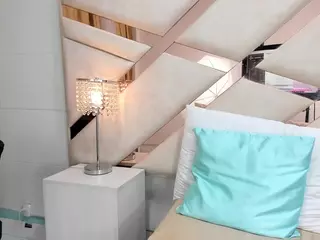 eva-loretti's Live Sex Cam Show