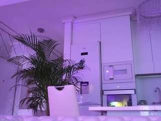 kimibrowny Live Webcam on CamSoda