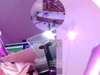 sofirey Live Webcam on CamSoda