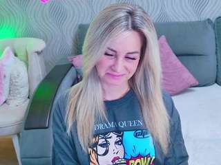 Live webcam model annabeel on Soda Cams