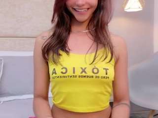 ashleytaylor1 live cam profile