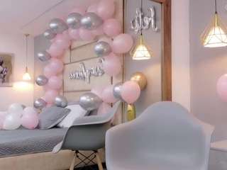 ashleytaylor1's CamSoda show and profile