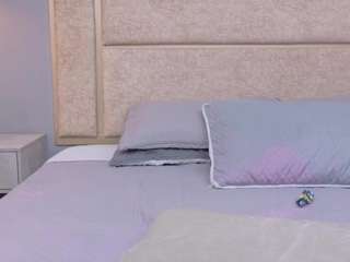 ashleytaylor1's live room