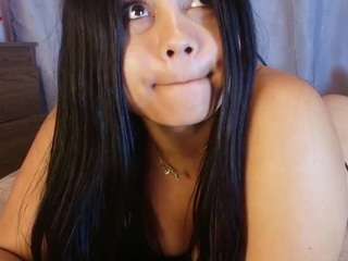 jade-brunnette webcam