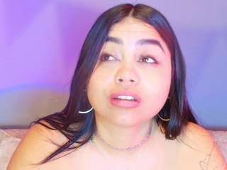 jade-brunnette