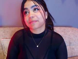jade-brunnette