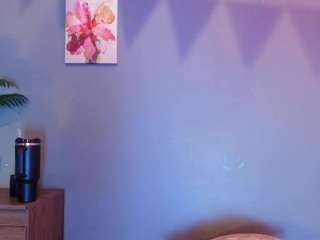 jade-brunnette Sex Cam Show