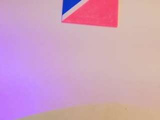 jade-brunnette Live Webcam on CamSoda