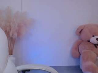 mia-rousse11 Live Webcam on CamSoda