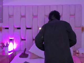 miia-schwarz live cam profile