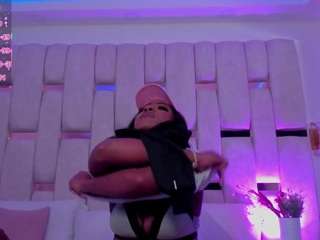 miia-schwarz's CamSoda show and profile