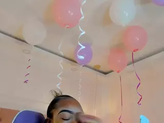 miia-schwarz's Live Sex Cam Show