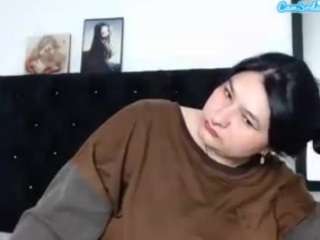 radiantgoddes, female webcam model,  years old, on live webcam