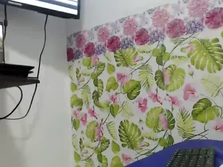 skynnynasty's Live Sex Cam Show
