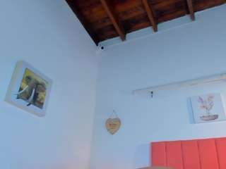 valenrose0 webcam
