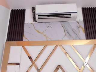 zafirahot from CamSoda is Freechat