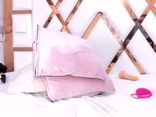 zafirahot Live Webcam on CamSoda