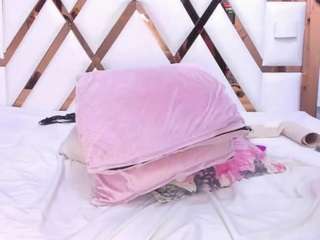 zafirahot live webcam show