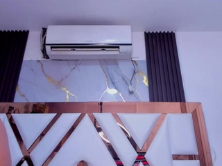 ZafiraHot live webcam show