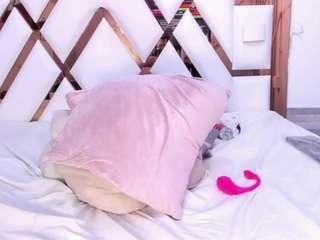 ZafiraHot
