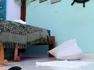 adelastargirl44's Live Sex Cam Show