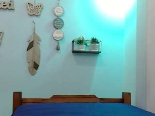 brendagirlbad20 live cam profile