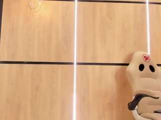  charlotte-colee chat room