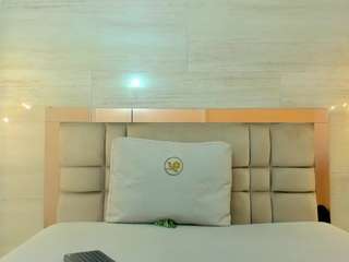 charlotte-colee webcam