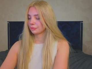  chloe-lov chat room