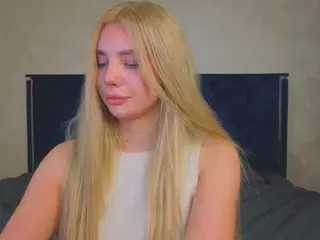 Chloe-lov's Live Sex Cam Show