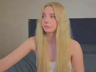 Chloe-lov's Live Sex Cam Show