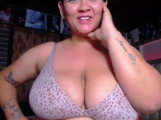 kriss-sweetboobs camsoda
