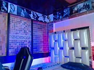 kriss-sweetboobs Live Webcam on CamSoda