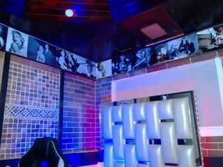 kriss-sweetboobs webcam