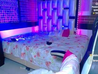 kriss-sweetboobs live cam profile