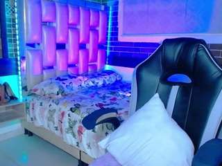 kriss-sweetboobs Live Webcam on CamSoda