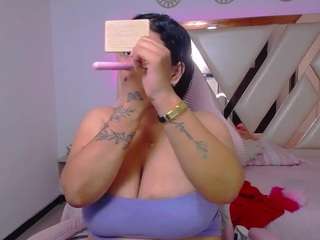 kriss-sweetboobs