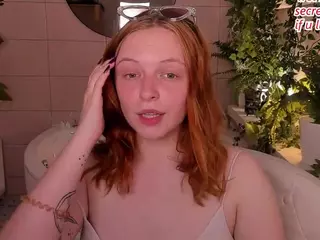 Little-fiona's Live Sex Cam Show