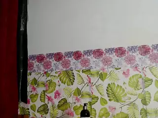 marlydoble20's Live Sex Cam Show