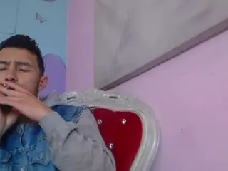 ShannelnEliot's Live Sex Cam Show