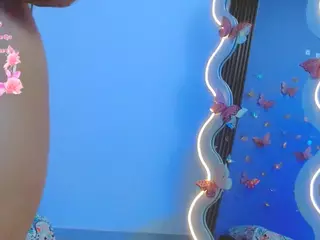Watagatapitusberry1's Live Sex Cam Show