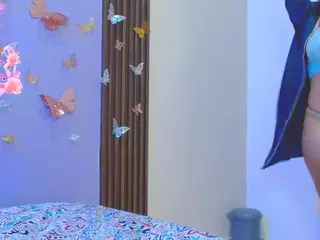 Watagatapitusberry1's Live Sex Cam Show
