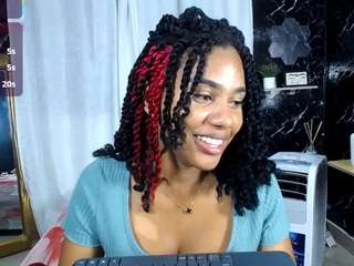 hillary-queen Live Webcam on CamSoda