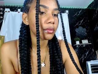 hillary-queen webcam model