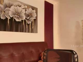 hillary-queen webcam