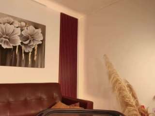 hillary-queen webcam