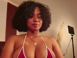 hillary-queen webcam