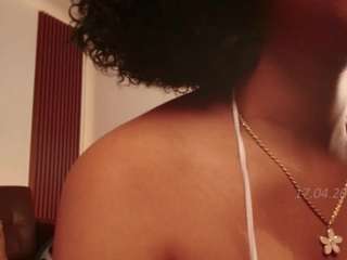 hillary-queen webcam