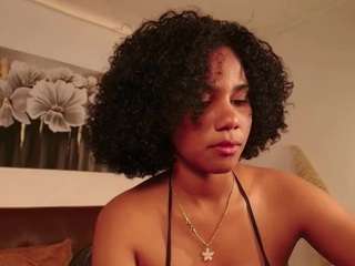 hillary-queen webcam