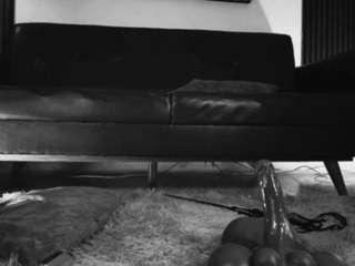 hillary-queen